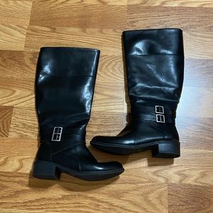 JCPenney Arizona Black Boots